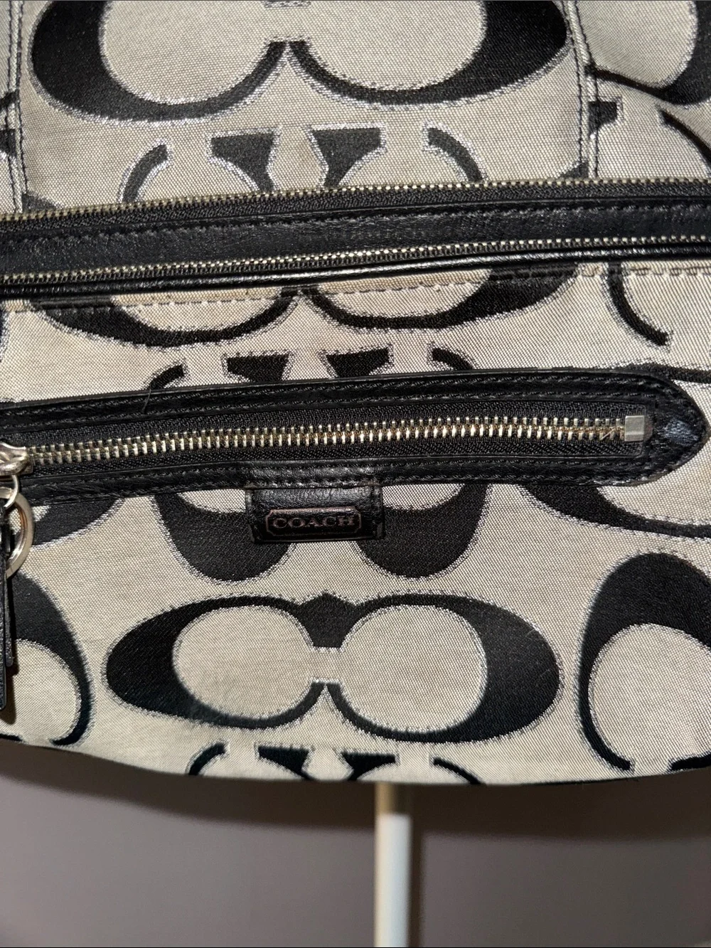 N/A stylish coach